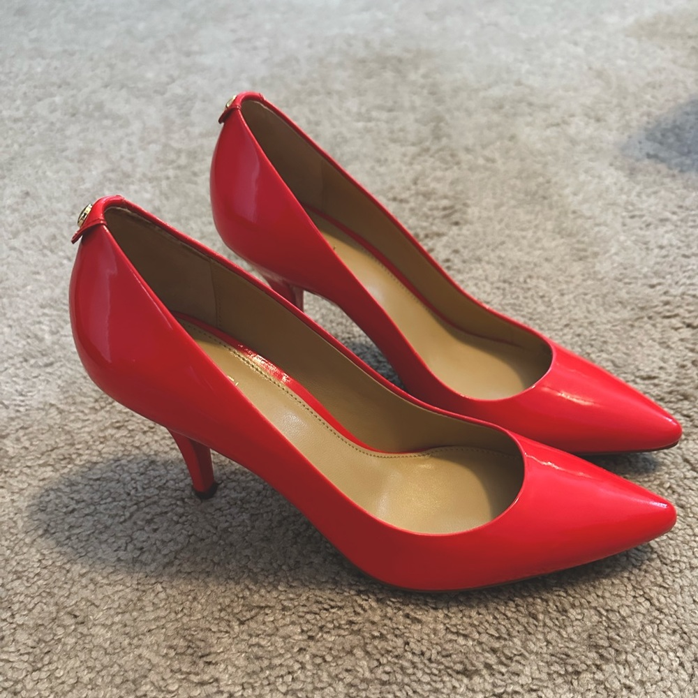 NWOT Michael Kors coral red stiletto leather heels